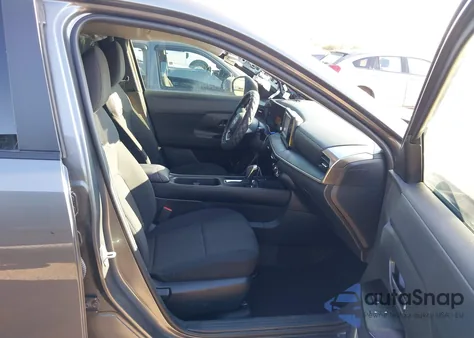 2025 Nissan Kicks S Intelligent Awd из США, поврежденный, VIN 3N8AP6BB9SL383772